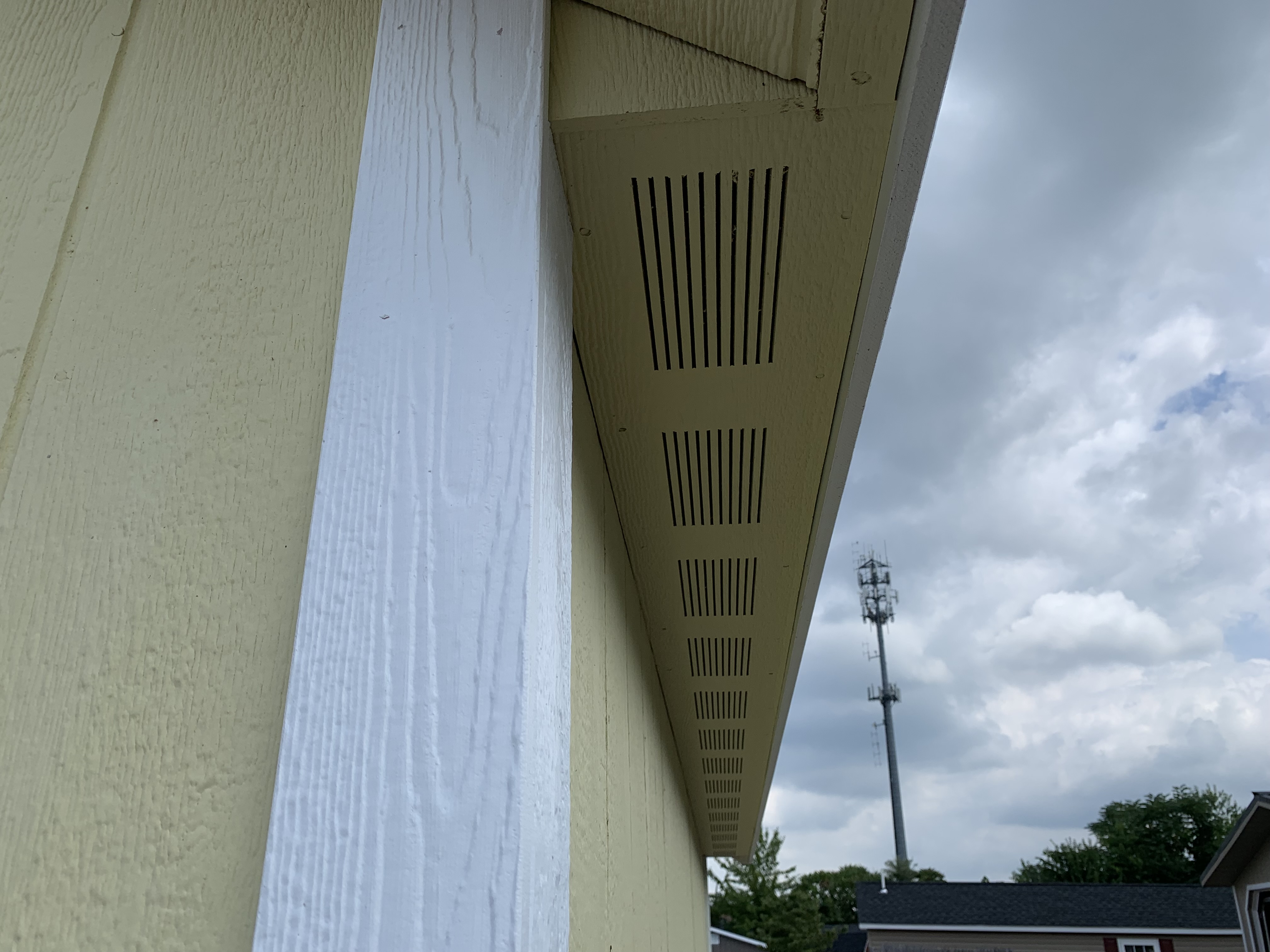 Full Vented Eaves on a shed by Pine Creek Structures