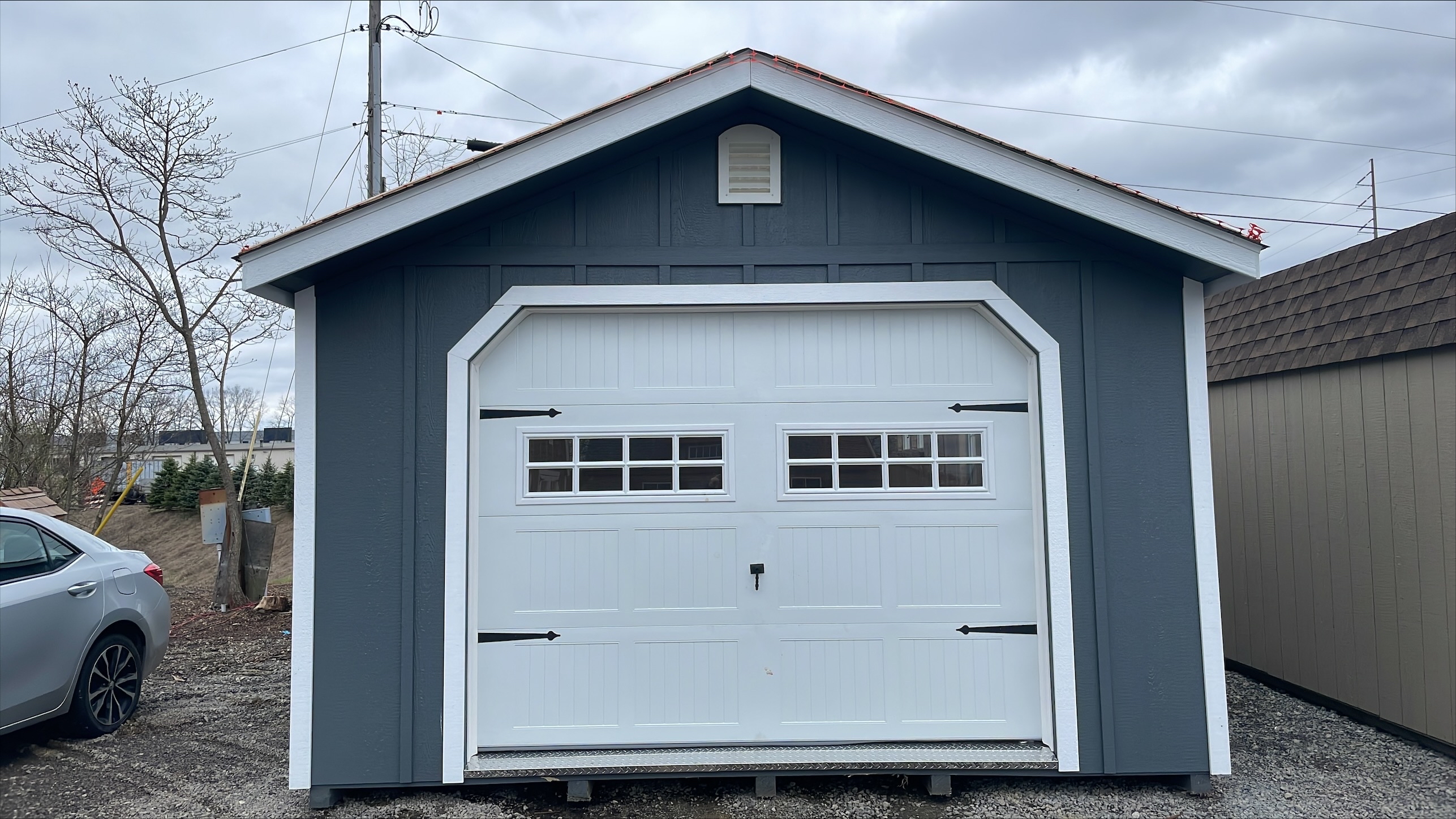 14x32 Peak Garage w Loft, Shelves and Clear Ridge Cap